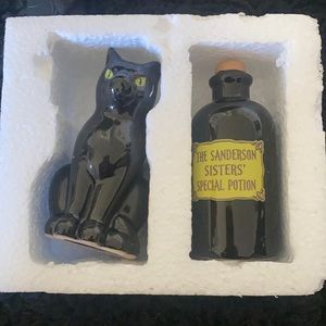 Salt and pepper shakers
